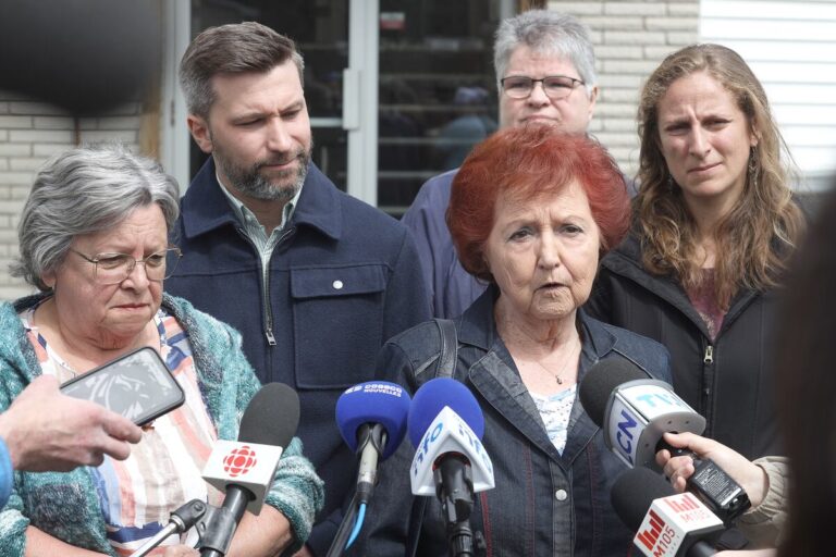 découvrez les principales raisons des évictions aux états-unis sous la présidence de donald trump et leur impact sur la société.