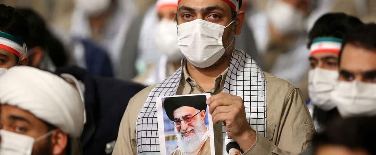 découvrez pourquoi l'iran refuse de reprendre les négociations avec les états-unis et les implications géopolitiques de cette décision.