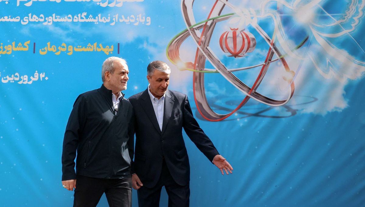 l'iran reprend le contrôle du détroit d'ormuz, une décision dénoncée par donald trump qualifiée de chantage politique.