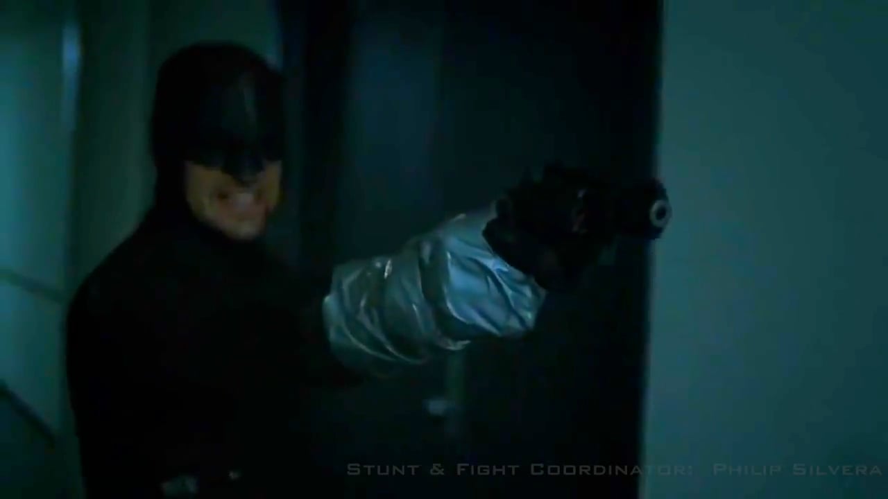 découvrez pourquoi marvel a supprimé toute référence au bitcoin dans la saison 2 de daredevil et l'impact de cette décision sur l'intrigue et les fans.