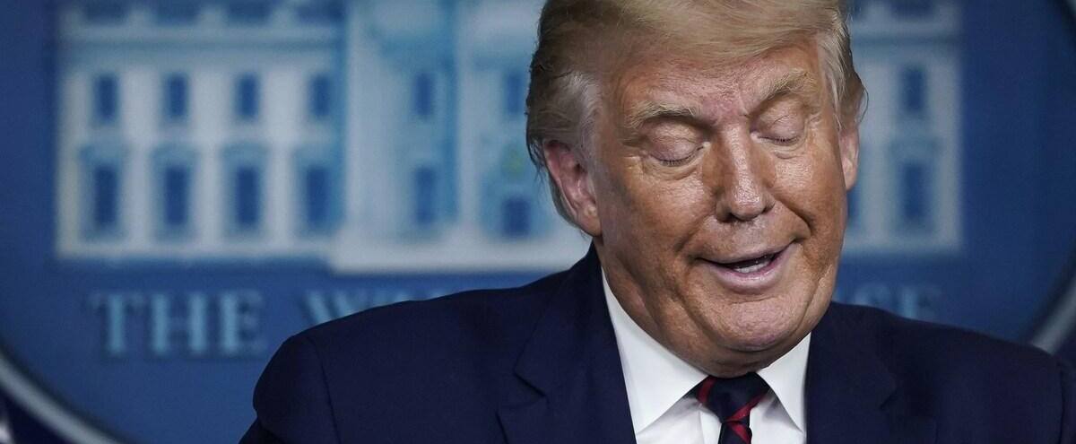 découvrez comment trump emploie un stéréotype raciste lié au 'faible qi' et les réactions suscitées par ses propos controversés.