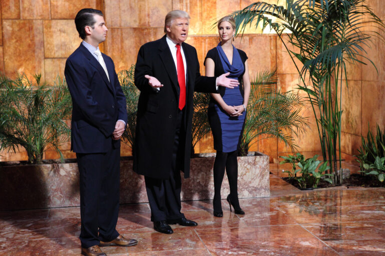 donald trump jr. envisage de relancer 'the apprentice', la célèbre émission de télé-réalité, pour une nouvelle saison pleine de défis et de suspense.